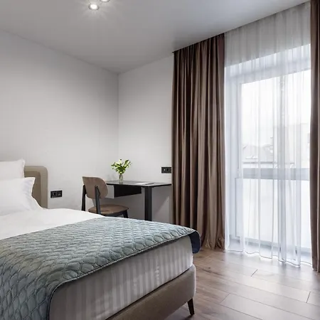 Apartel Ξενοδοχείο Uzhhorod