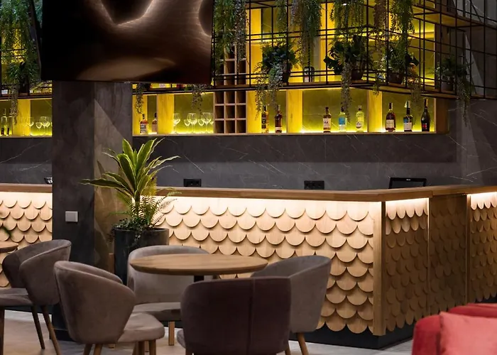 Apartel 4*