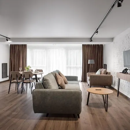 Apartel Hotel Uzhhorod