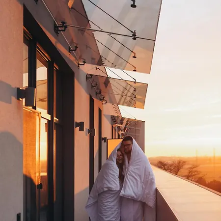 فندق Apartel أوزهورود