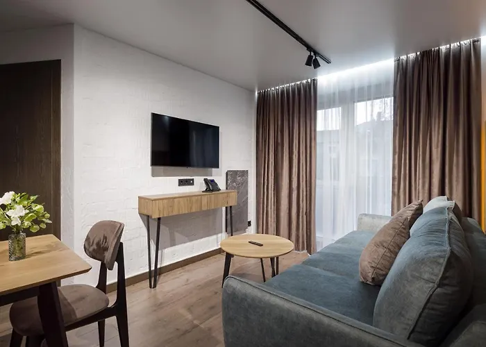 Apartel Otel Ujgorod